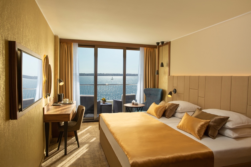 Grand hotel BERNARDIN  5*